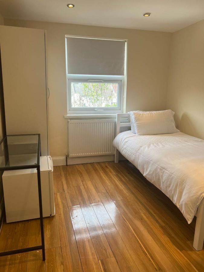 93 West Road Hotel London Luaran gambar