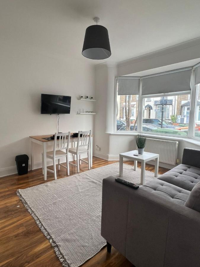 93 West Road Hotel London Luaran gambar