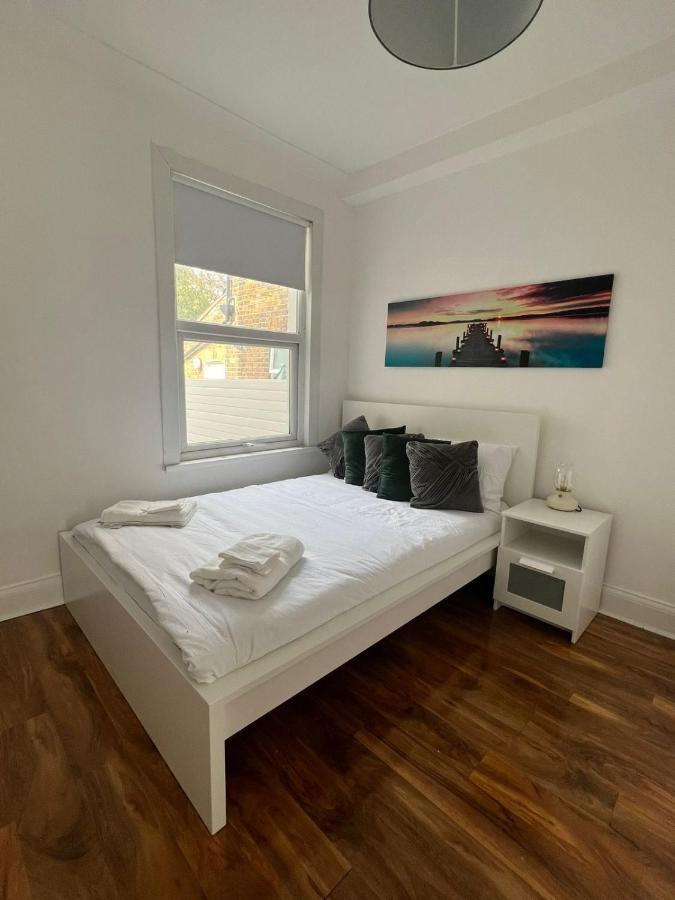 93 West Road Hotel London Luaran gambar