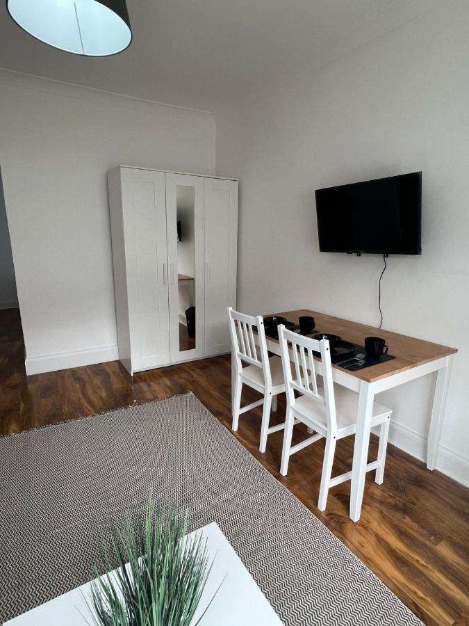 93 West Road Hotel London Luaran gambar